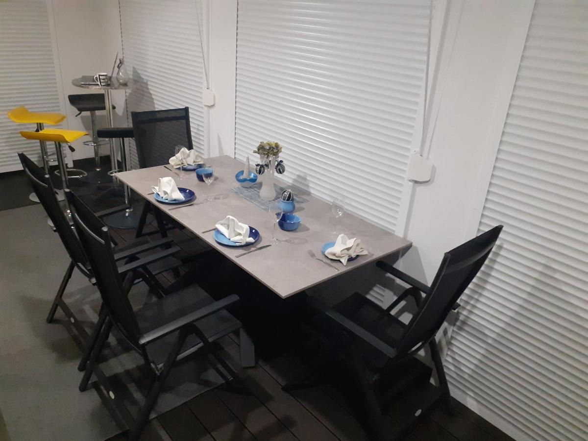 Mobile Home Tina Тисно Екстериор снимка